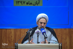 محمد حسین مختاری در نشست خبری رییس دانشگاه مذاهب اسلامی