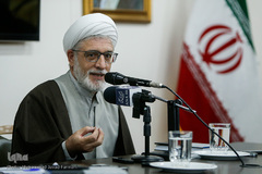 داود فیرحی در مراسم رونمایی از کتاب مکتب اجتهادی آخوند خراسانی