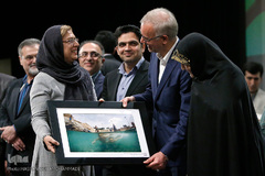 مراسم تکریم و تجلیل سازمان‌های مردم نهاد و موسسات خیریه حوزه سلامت از سید هادی ایازی، معاون اجتماعی سابق وزارت بهداشت، درمان و آموزش پزشکی