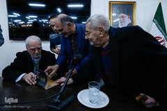 رونمایی از کتاب «وحدت هستی و هستی واحد» به قلم غلامحسین ابراهیمی دینانی