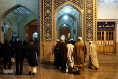 بازدید شرکت کنندگان سی‌و‌ دومین کنفرانس بین المللی«وحدت اسلامی»  از کتابخانه و مخزن کتب خطی حرم مطهر حضرت عبدالعظیم حسنی(ع)