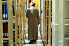 بازدید شرکت کنندگان سی‌و‌ دومین کنفرانس بین المللی«وحدت اسلامی»  از کتابخانه و مخزن کتب خطی حرم مطهر حضرت عبدالعظیم حسنی(ع)