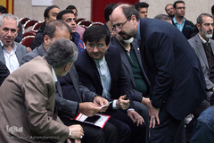 مراسم گلریزان جامعه ورزش کشور در حمایت از مردم مظلوم یمن