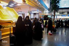 ورود بانوان قرآن پژوه به مشهد مقدس