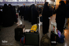 ورود بانوان قرآن پژوه به مشهد مقدس