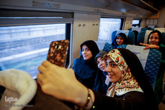 ورود بانوان قرآن پژوه به مشهد مقدس