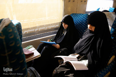 ورود بانوان قرآن پژوه به مشهد مقدس