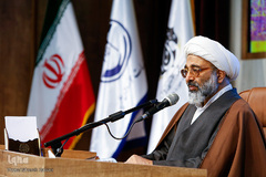 ورود بانوان قرآن پژوه به مشهد مقدس