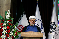 ورود بانوان قرآن پژوه به مشهد مقدس