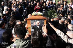 مراسم تشییع پیکر مرحوم ابوالفضل زرویی نصرآباد، شاعر و طنزپرداز