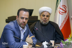 حجت‌الاسلام والمسلمین محمودرضا ذکاوت،محمدهادی صلح‌جو در نشست خبری تشریح برنامه های جدید رادیو قرآن و طرح قرآن، کتاب زندگی(۱۴۵۲)