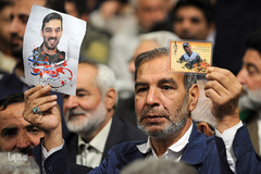 دیدار جمعی از خانواده‌های شهدای دفاع مقدس و مدافع حرم با حضرت آیت‌الله العظمی خامنه‌ای، رهبر معظم انقلاب