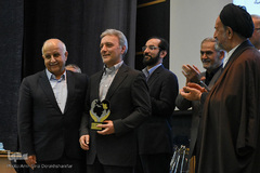 ششمین همایش ملی تجلیل از برگزیدگان مسئولیت پذیر اجتماعی