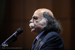 جلال‌الدین کزازی در مراسم بزرگداشت مرحوم احمد احمدی