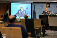 کربم مجتهدی در سمینار «بازخوانی روایت قاسم پورحسن از فلسفه فارابی»