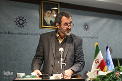 قاسم پورحسن در سمینار «بازخوانی روایت قاسم پورحسن از فلسفه فارابی»