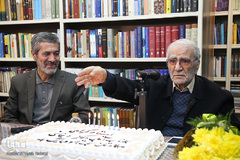 مراسم تولد غلامحسین ابراهیمی‌دینانی