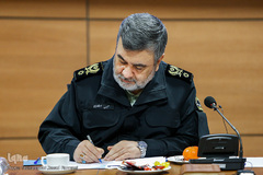 سردار حسین اشتری٬ فرمانده نیروی انتظامی جمهوری اسلامی ایران در همایش سراسری مدیران و مسئولان بنیاد حفظ آثار و نشر ارزش‌های دفاع مقدس