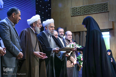 دوازدهمین آئین تجلیل از حافظان قرآن مرکز آموزشی آستان حضرت عبدالعظیم(ع)