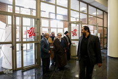 آیین رونمائی ترجمه اصول کافی به‌ قلم استاد حسین انصاریان