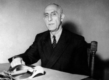 نخست‌وزیر: دکتر محمد مصدق