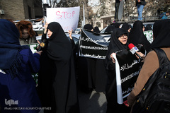 تجمع دانشجویان و اصحاب رسانه در حمایت از مرضیه هاشمی