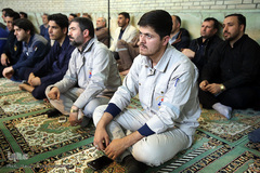 محفل انس با قرآن کاروان قرآنی انقلاب در پالایشگاه نفت امام خمینی(ره) شازند