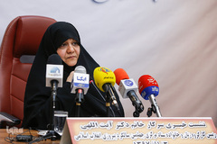 زهرا آیت اللهی، مدیر کارگروه زنان و خانواده در نشست خبری چهلمین سالگرد پیروزی انقلاب اسلامی