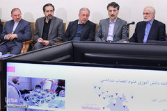 دیدار جمعی از مسئولان و محققان پژوهشکده علوم شناختی با رهبر انقلاب