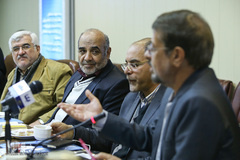 از راست  محمد حاتمی، سرپرست سازمان نظام روان‌شناسی و مشاوره، فریبرز درتاج معاون پژوهشی سازمان نظام روان‌شناسی کشور، حسین مصباح، مدیر فنی مرکز آموزش و خدمات روانشناسی و مشاوره سازمان قرآنی جهاددانشگاهی، عبدالمجید فروزش عضو هیئت علمی دانشگاه در نشست هم‌اندیشی چهل سال خدمات روان‌شناسی در انقلاب اسلامی