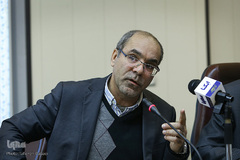 فریبرز درتاج، معاون پژوهشی سازمان نظام روان‌شناسی و مشاوره در نشست هم‌اندیشی چهل سال خدمات روان‌شناسی در انقلاب اسلامی