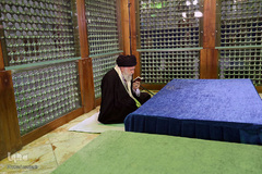 حضور رهبر انقلاب در مرقد امام(ره) و گلزار شهدای بهشت زهرا