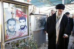 حضور رهبر انقلاب در مرقد امام(ره) و گلزار شهدای بهشت زهرا