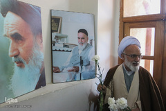 گلباران بیت حضرت امام(ره) در خمین