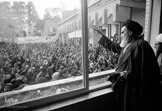 روزشمار انقلاب؛ اقامت امام در مدرسه علوی و رفاه