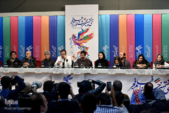 نشست خبری عوامل فیلم «مردی بدون سایه» در ششمین روز سی‌وهفتمین جشنواره فیلم فجر
