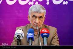 عبدالهادی فقهی‌زاده، معاون قرآن و عترت وزیر ارشاد اسلامی در نشست خبری بیست‌وهفتمین نمایشگاه بین‌المللی قرآن کریم