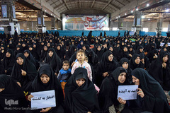 تجمع بانوان انقلابی در مصلی اهواز