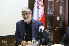 علی مطهری در نشست تخصصی کتاب های جریان ساز انقلاب