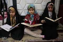 کاروان قرآنی انقلاب در شهرستان دارالصابرین بم