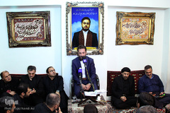 محفل انس با قرآن کاروان قرآنی انقلاب در منزل قاری شهید منا، مهاجر الی الله محسن حاجی حسنی کارگر 