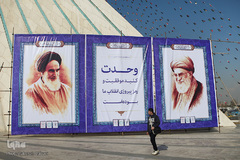 شهر به استقبال سالروز انقلاب
