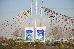 شهر به استقبال سالروز انقلاب
