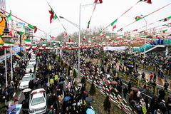 شکوه چهل سالگی/ تهران خیابان آزادی