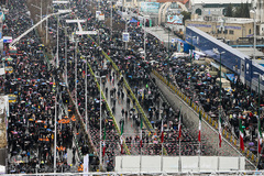 شکوه چهل سالگی/ تهران خیابان آزادی