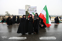 پایه کار انقلاب اسلامی ایران هستیم