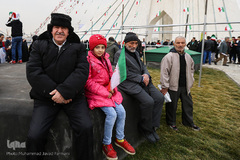 پایه کار انقلاب اسلامی ایران هستیم