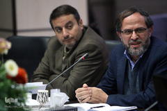 از راست رشید جعفرپور، نماینده وزارت علوم، تحقیقات و فناوری و سید محمد جواد شوشتری، رییس سازمان قرآنی دانشگاهیان کشور