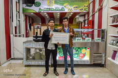 دو جوان سبزی‌فروش: برابری در جامعه حق زنان است.
