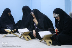 محفل انس با قرآن در مدرسه طلایه داران زندگی